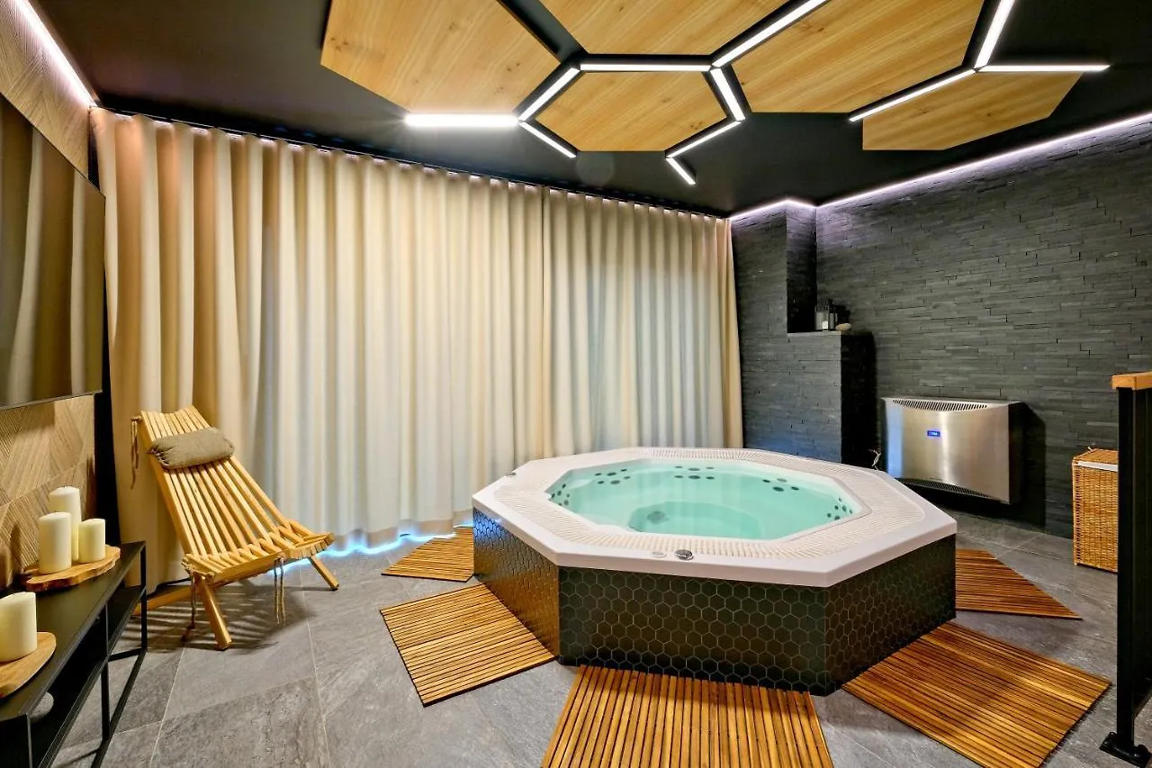 زاكوباني Harda House Friends & Spa 0*,