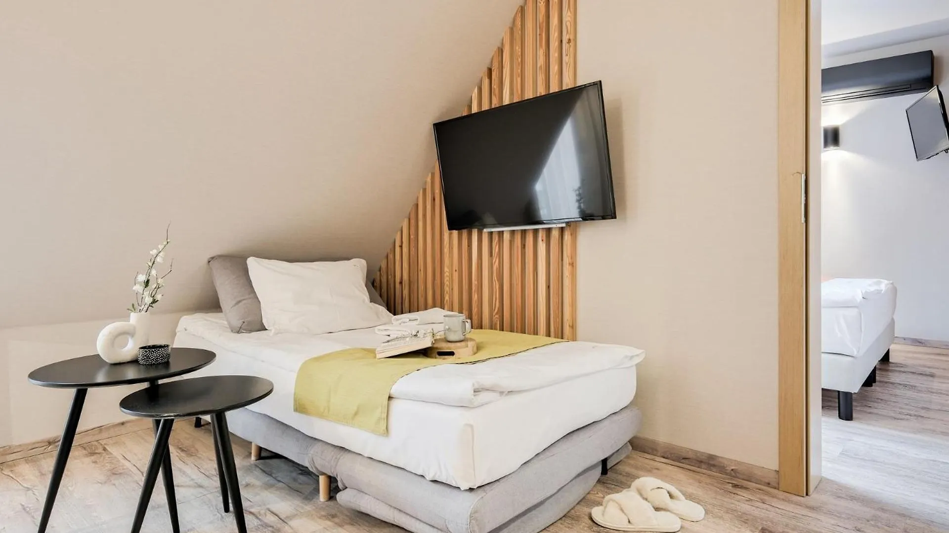 Harda House Friends & Spa Закопане 0*,  Польша
